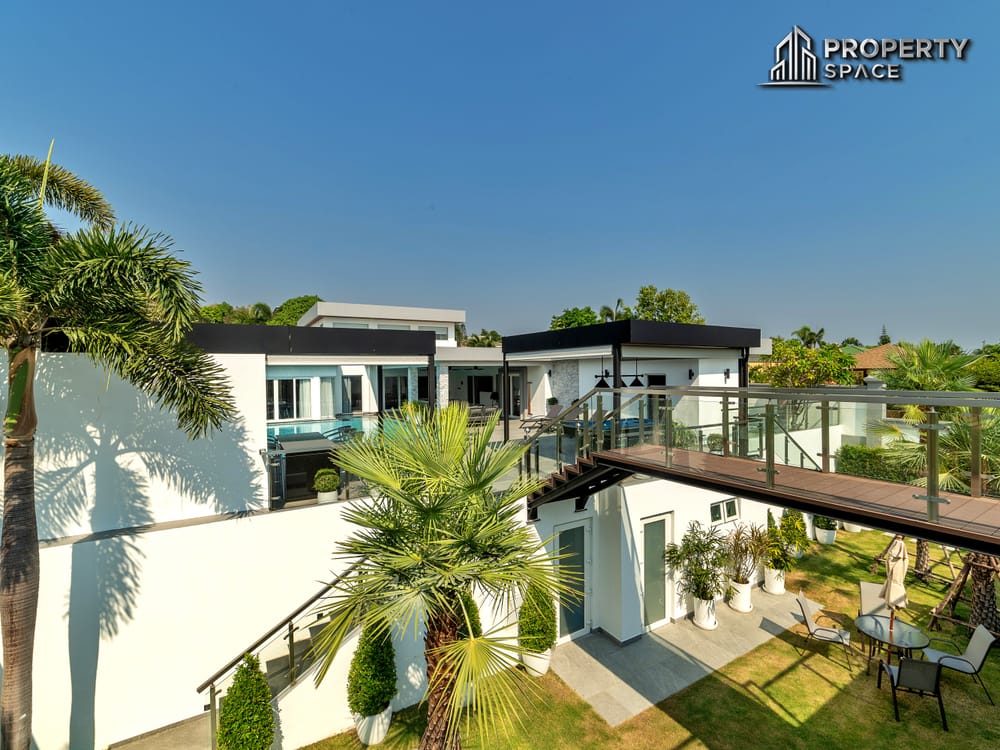 Prestige Living Above It All – Ultra-Luxury 6-Bedroom Hillside Villa For Sale in Pattaya Image 8