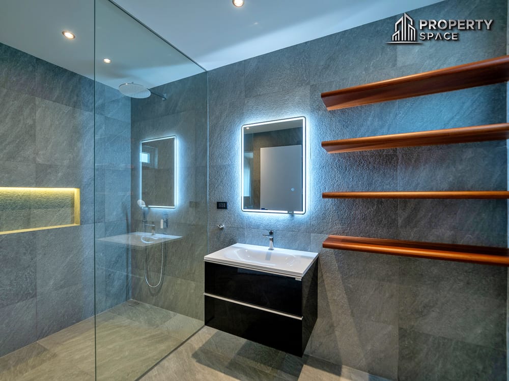 Prestige Living Above It All – Ultra-Luxury 6-Bedroom Hillside Villa For Sale in Pattaya Image 32