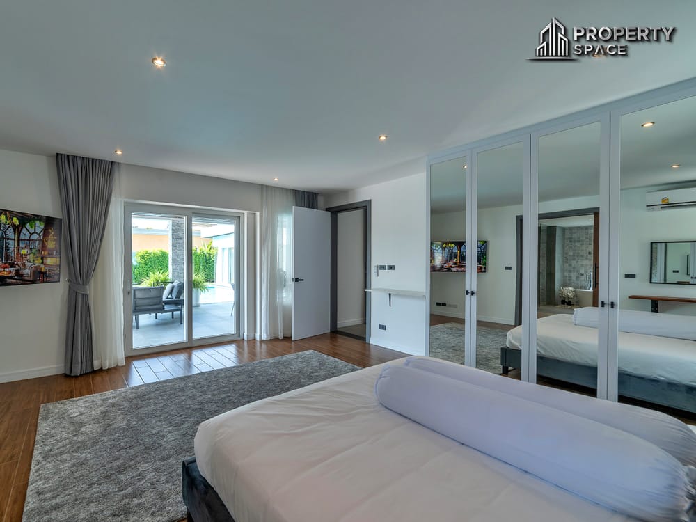 Prestige Living Above It All – Ultra-Luxury 6-Bedroom Hillside Villa For Sale in Pattaya Image 36