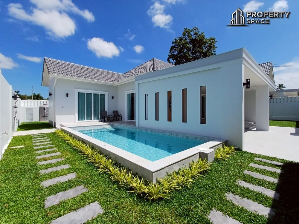 Brand New 3-Bedroom Pool Villa Near Mabprachan Lake Pattaya For Sale Image 1