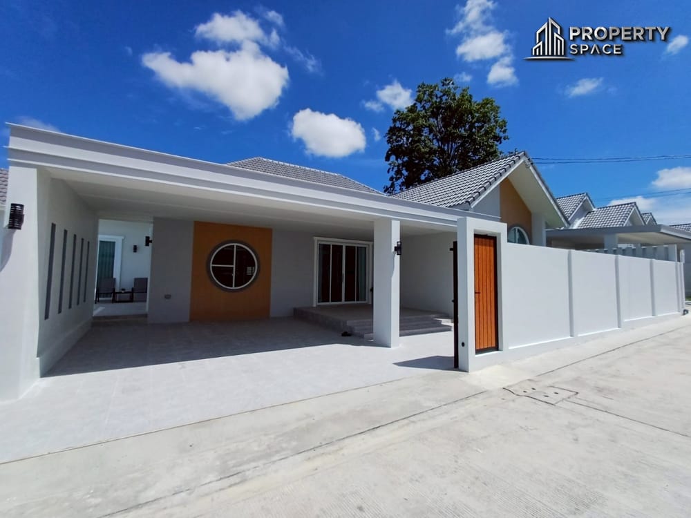 Brand New 3-Bedroom Pool Villa Near Mabprachan Lake Pattaya For Sale Image 6