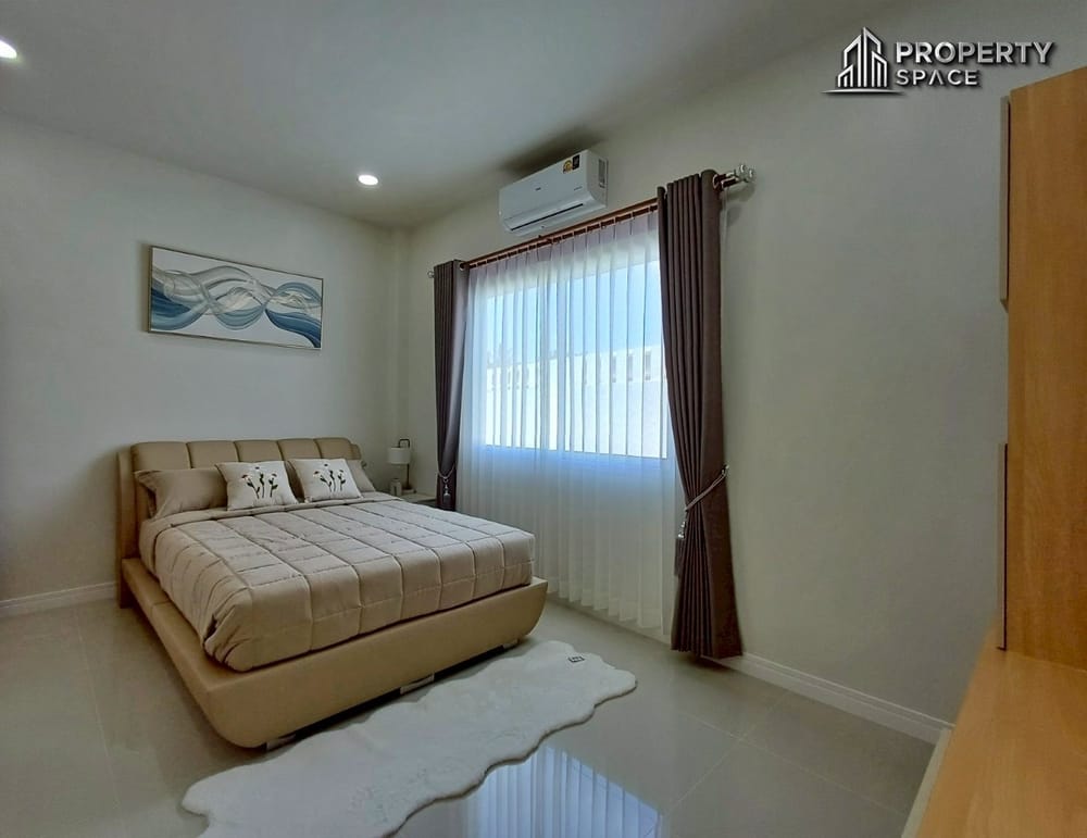 Brand New 3-Bedroom Pool Villa Near Mabprachan Lake Pattaya For Sale Image 19