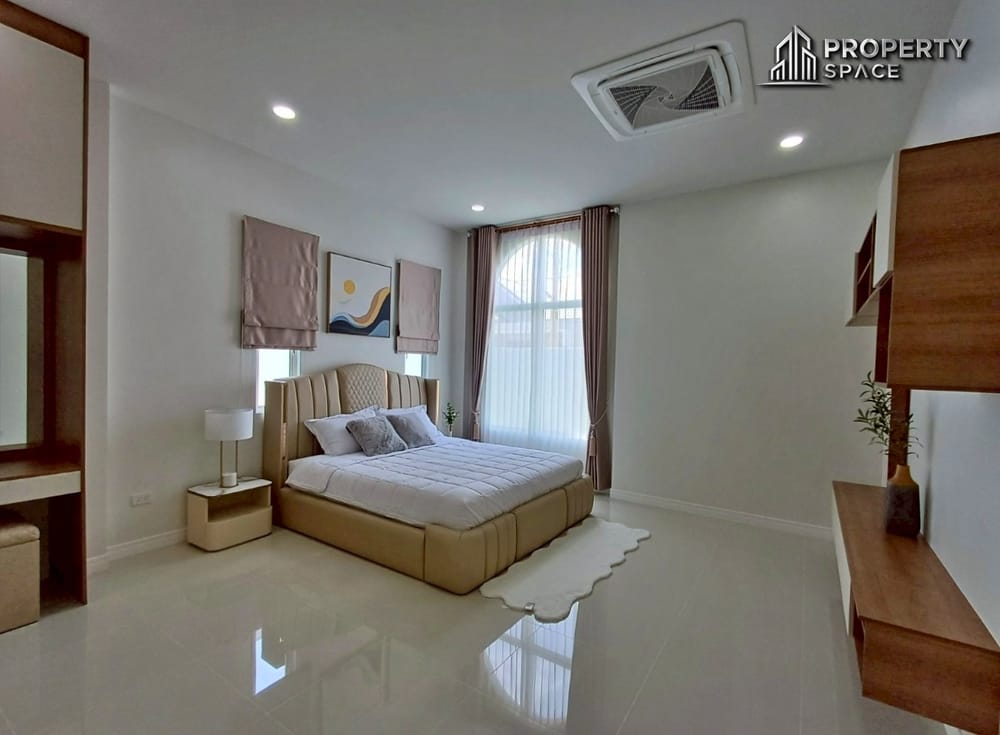 Brand New 3-Bedroom Pool Villa Near Mabprachan Lake Pattaya For Sale Image 22