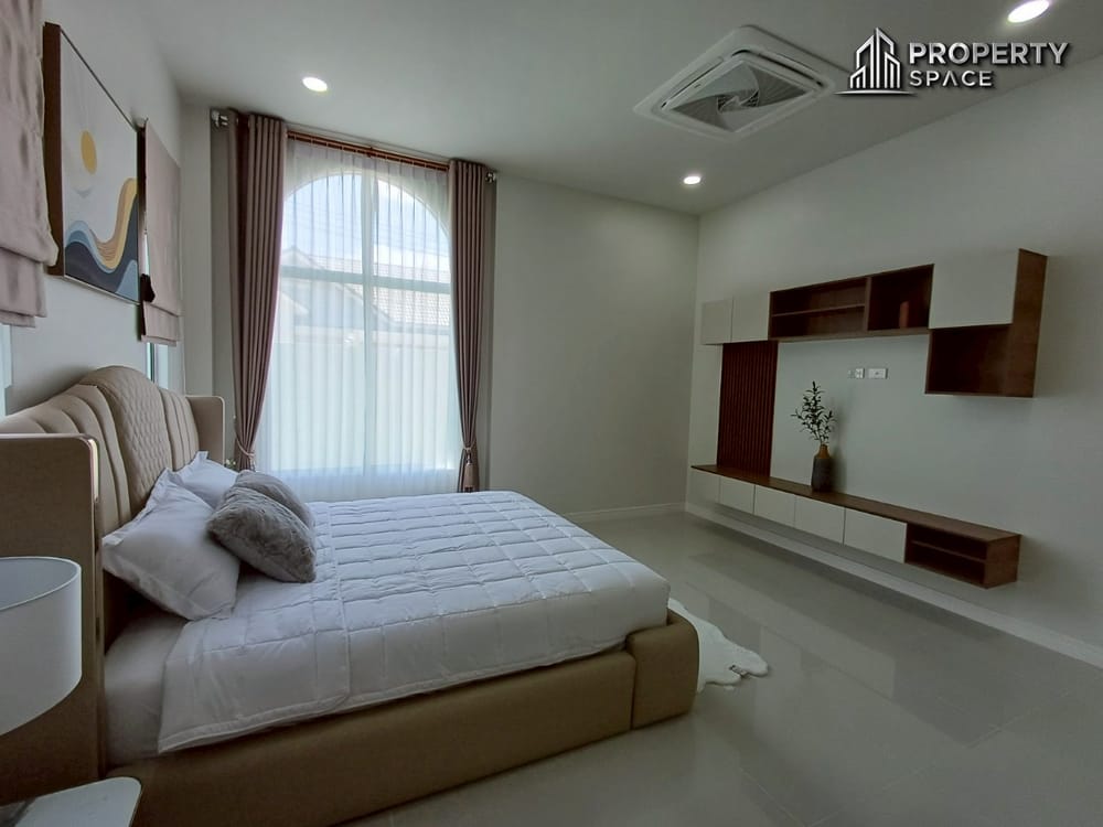 Brand New 3-Bedroom Pool Villa Near Mabprachan Lake Pattaya For Sale Image 23