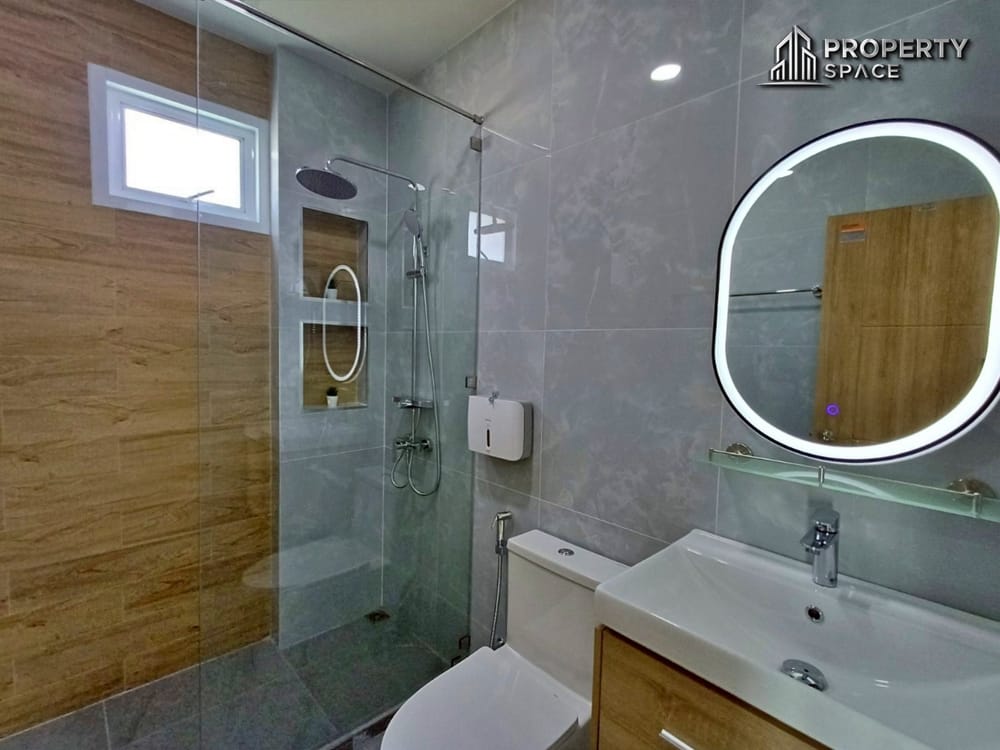 Brand New 3-Bedroom Pool Villa Near Mabprachan Lake Pattaya For Sale Image 31
