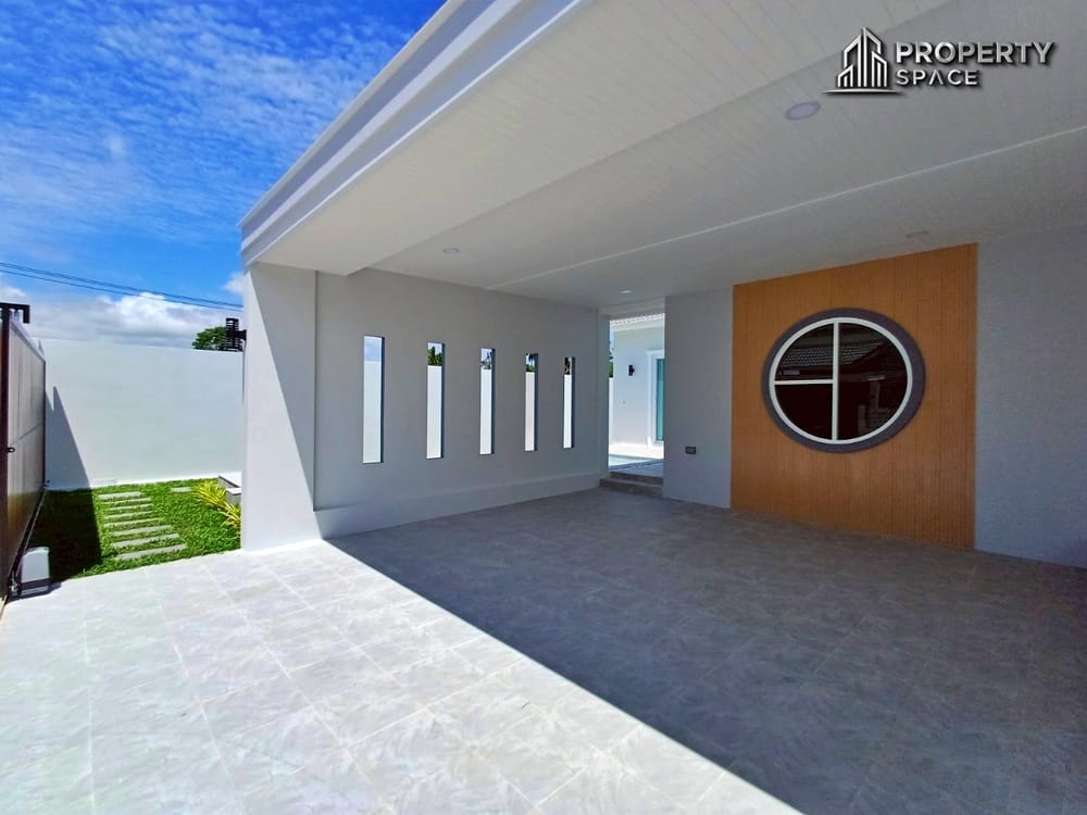 Brand New 3-Bedroom Pool Villa Near Mabprachan Lake Pattaya For Sale Image 38