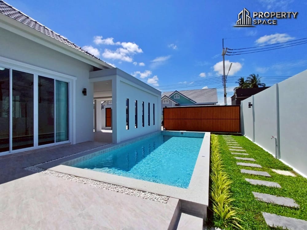 Brand New 3-Bedroom Pool Villa Near Mabprachan Lake Pattaya For Sale Image 4