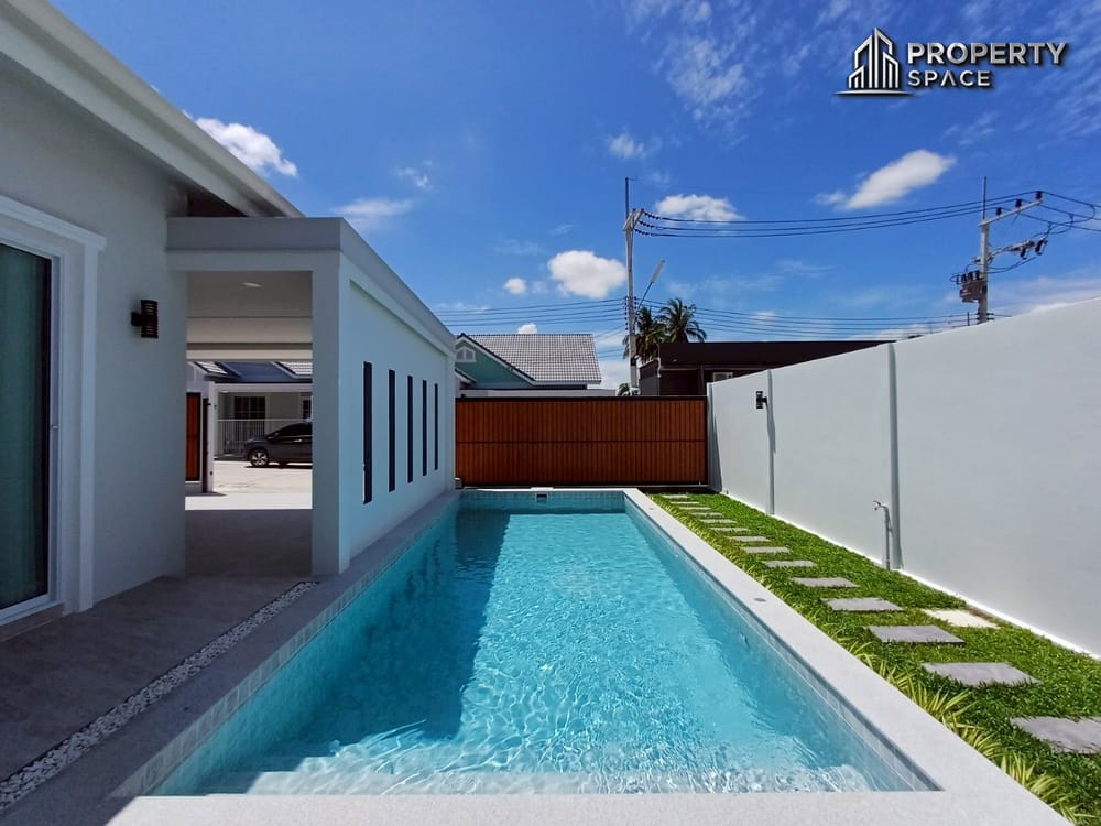 Brand New 3-Bedroom Pool Villa Near Mabprachan Lake Pattaya For Sale Image 5