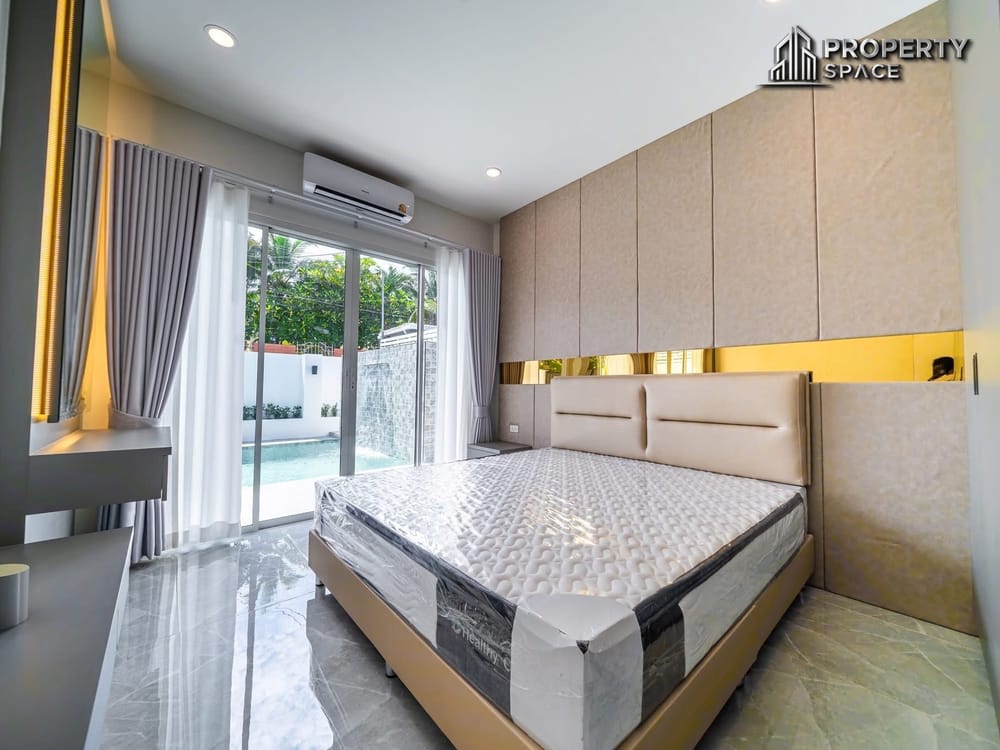 Brand New Modern Luxury 4 Bedroom Pool Villa In Jomtien Pattaya For Sale Image 8