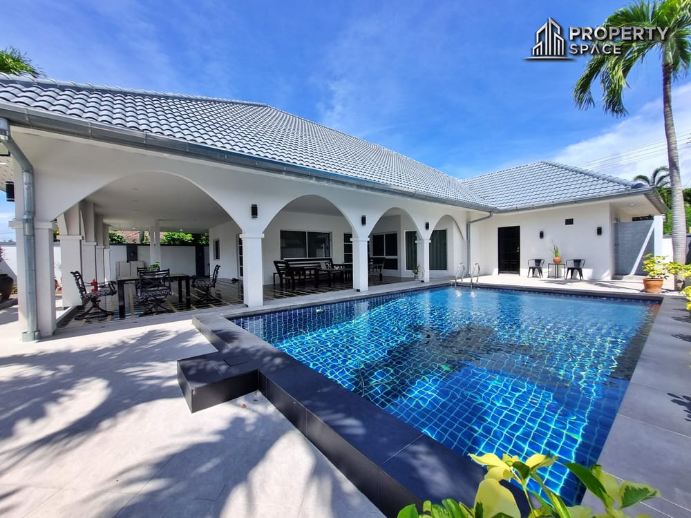Newly Renovated With Spacious Layout! 3 Bedroom Pool Villa In East Pattaya For Sale And Rent Image 1