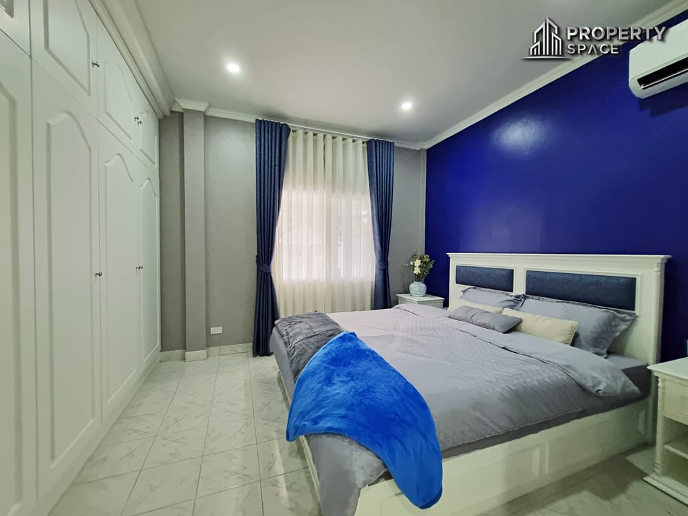 Newly Renovated With Spacious Layout! 3 Bedroom Pool Villa In East Pattaya For Sale And Rent Image 19