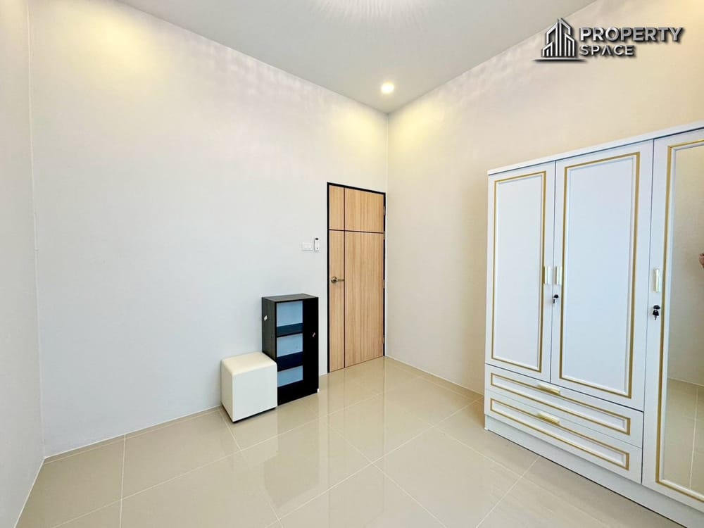 Hot Price! 3 Bedroom Single-Storey Pool Villa Just 500m from Mabprachan Reservoir For Sale Image 14