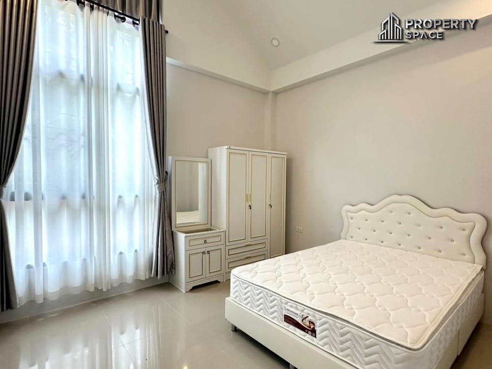 Hot Price! 3 Bedroom Single-Storey Pool Villa Just 500m from Mabprachan Reservoir For Sale Image 12