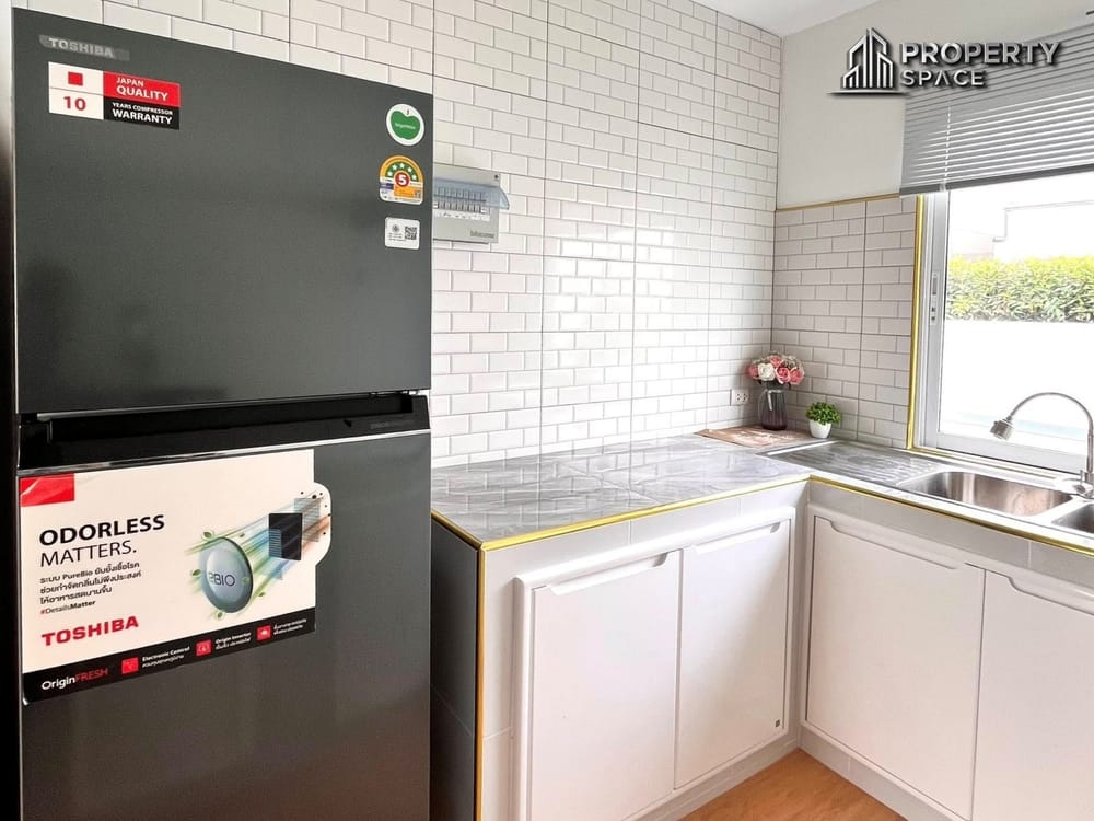 Corner Plot 3 Bedroom House In Chaiyaphruek Only 10 Minutes to Jomtien Beach For Sale Image 6