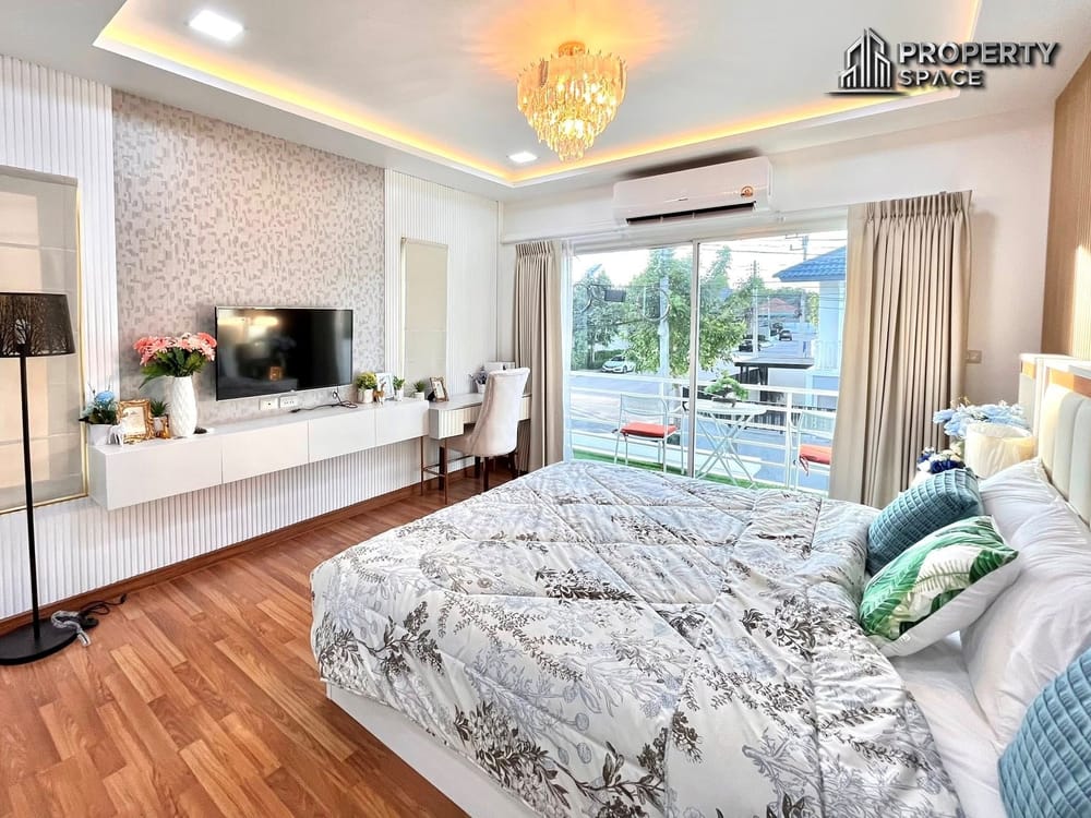 Corner Plot 3 Bedroom House In Chaiyaphruek Only 10 Minutes to Jomtien Beach For Sale Image 14