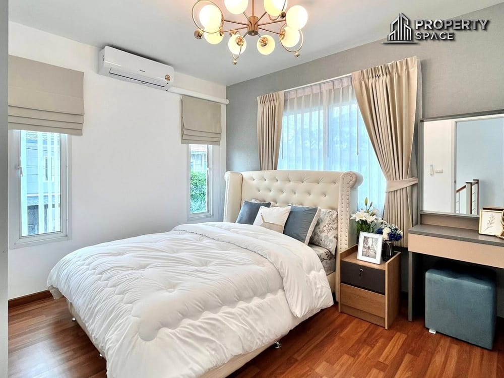 Corner Plot 3 Bedroom House In Chaiyaphruek Only 10 Minutes to Jomtien Beach For Sale Image 18