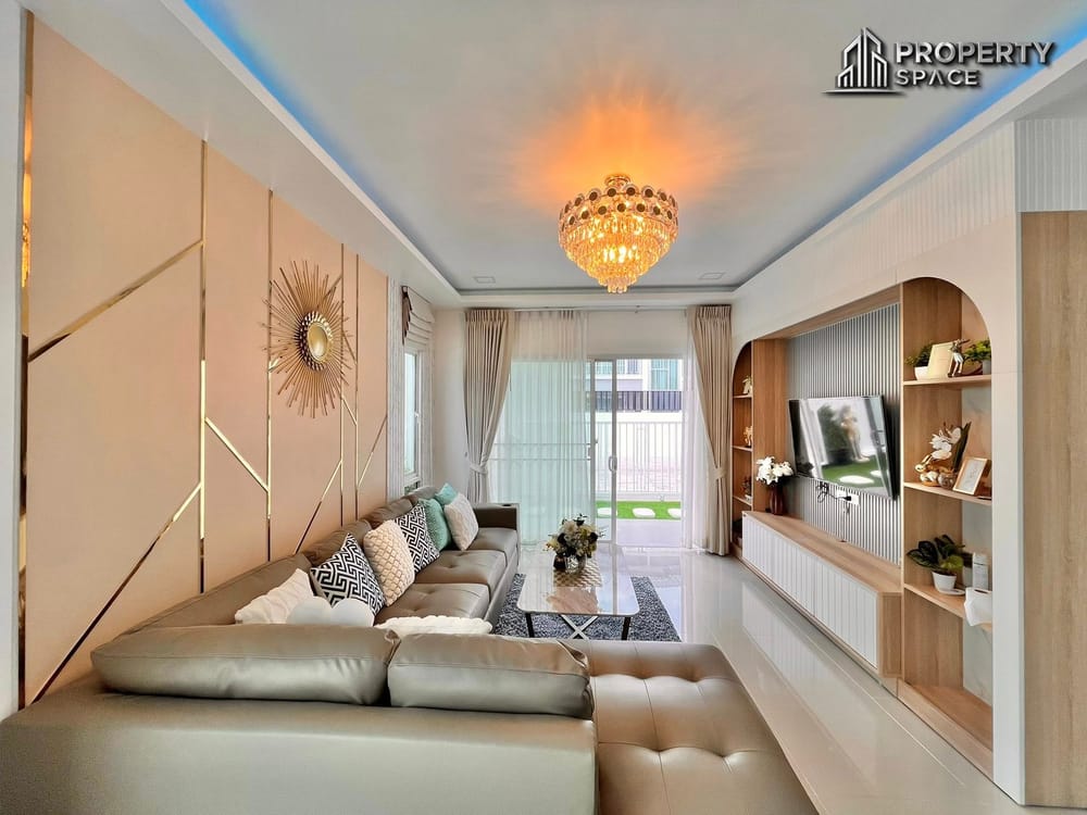 Corner Plot 3 Bedroom House In Chaiyaphruek Only 10 Minutes to Jomtien Beach For Sale Image 5