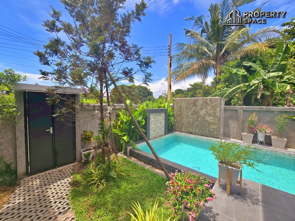 Modern Luxury 3 Bedroom Single-Story Pool Villa At Huay Yai For Sale Image 4