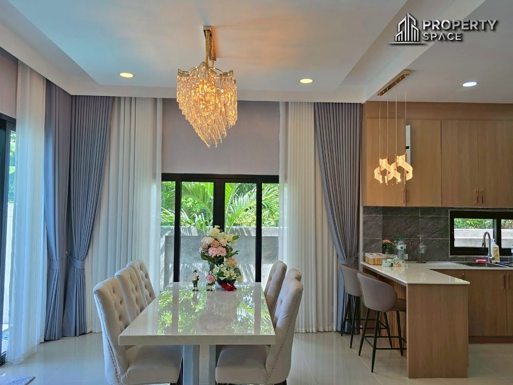 Modern Luxury 3 Bedroom Single-Story Pool Villa At Huay Yai For Sale Image 11