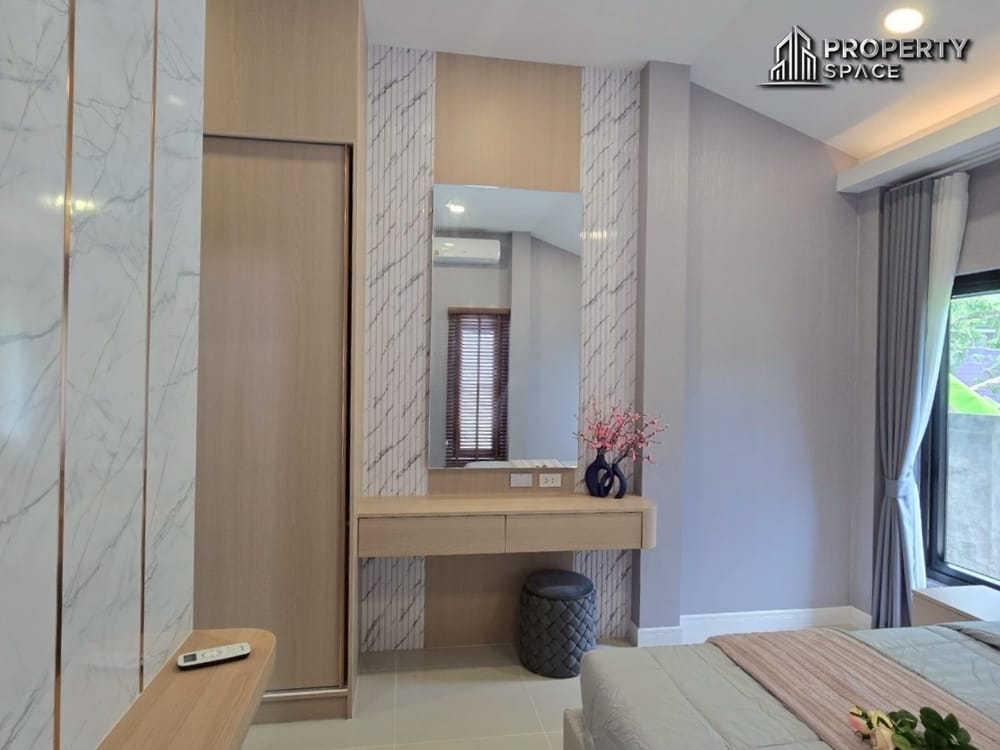 Modern Luxury 3 Bedroom Single-Story Pool Villa At Huay Yai For Sale Image 32
