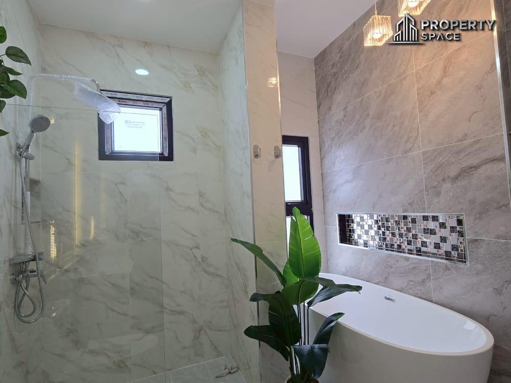 Modern Luxury 3 Bedroom Single-Story Pool Villa At Huay Yai For Sale Image 23