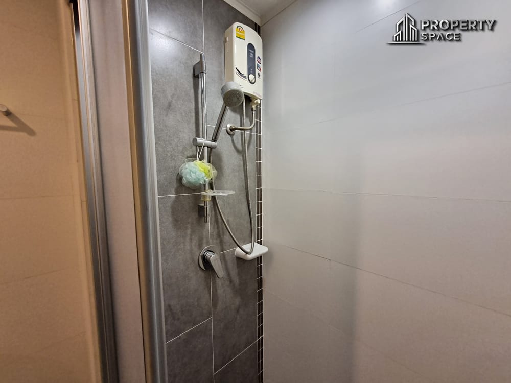 Sea View 2 Bedroom Condo In Jomtien Beach Good Price For Sale Image 15