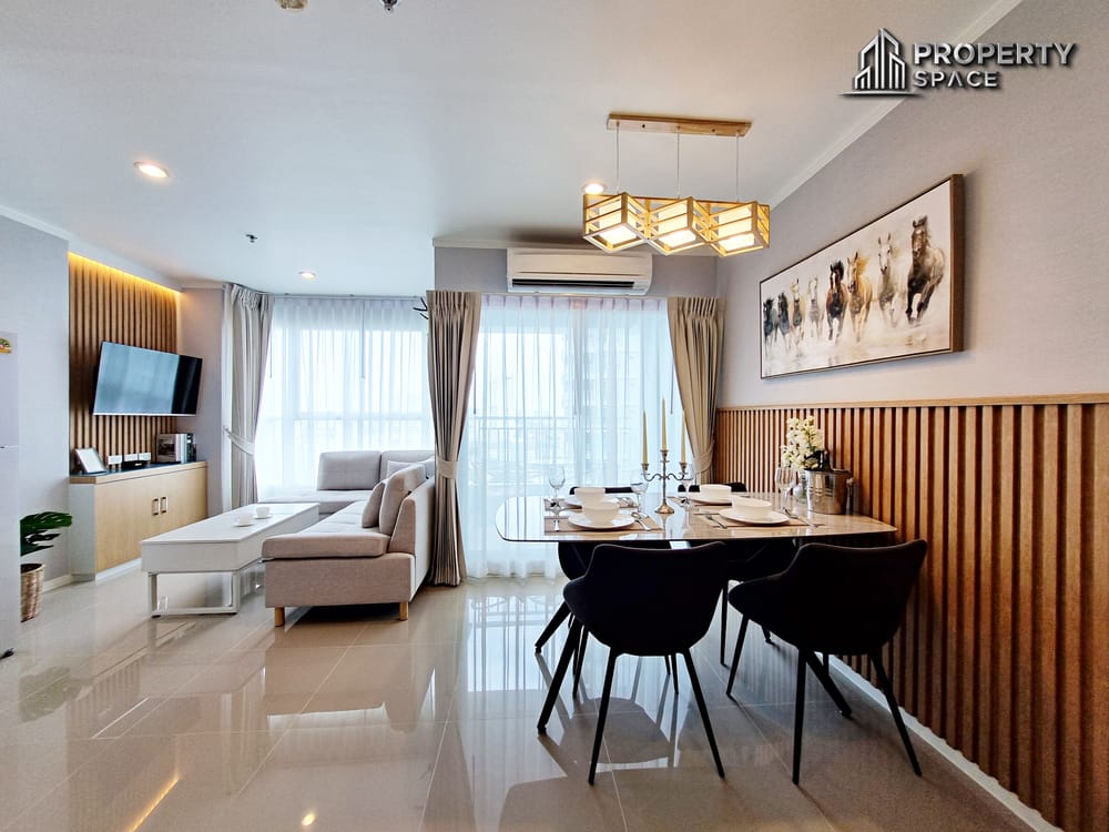 Sea View 2 Bedroom Condo In Jomtien Beach Good Price For Sale Image 1