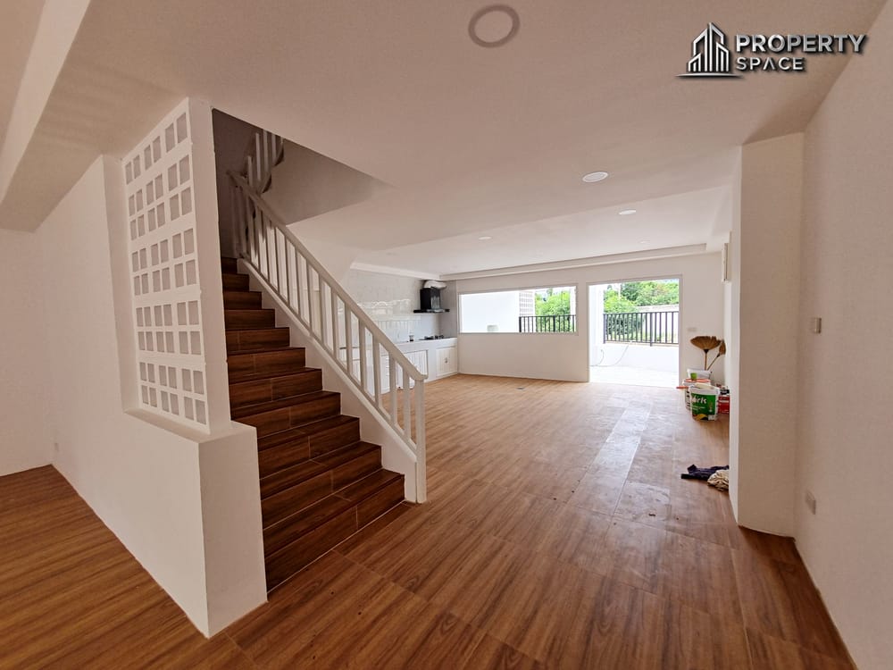 High-Yield 4-Bedroom Property in Prime Jomtien – Walk to the Beach, Earn While You Own Image 7