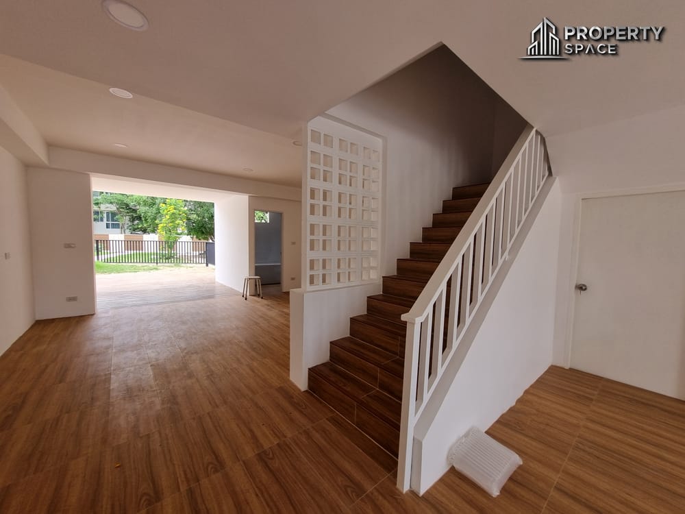 High-Yield 4-Bedroom Property in Prime Jomtien – Walk to the Beach, Earn While You Own Image 8