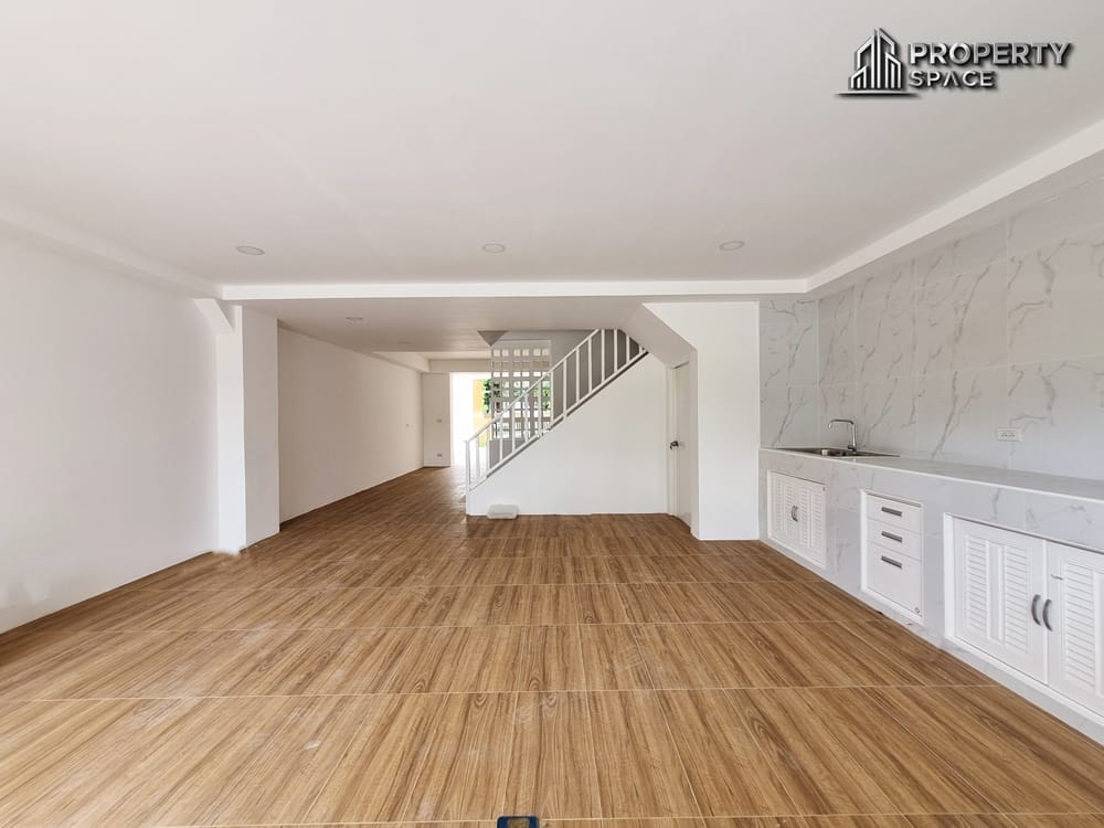 High-Yield 4-Bedroom Property in Prime Jomtien – Walk to the Beach, Earn While You Own Image 13