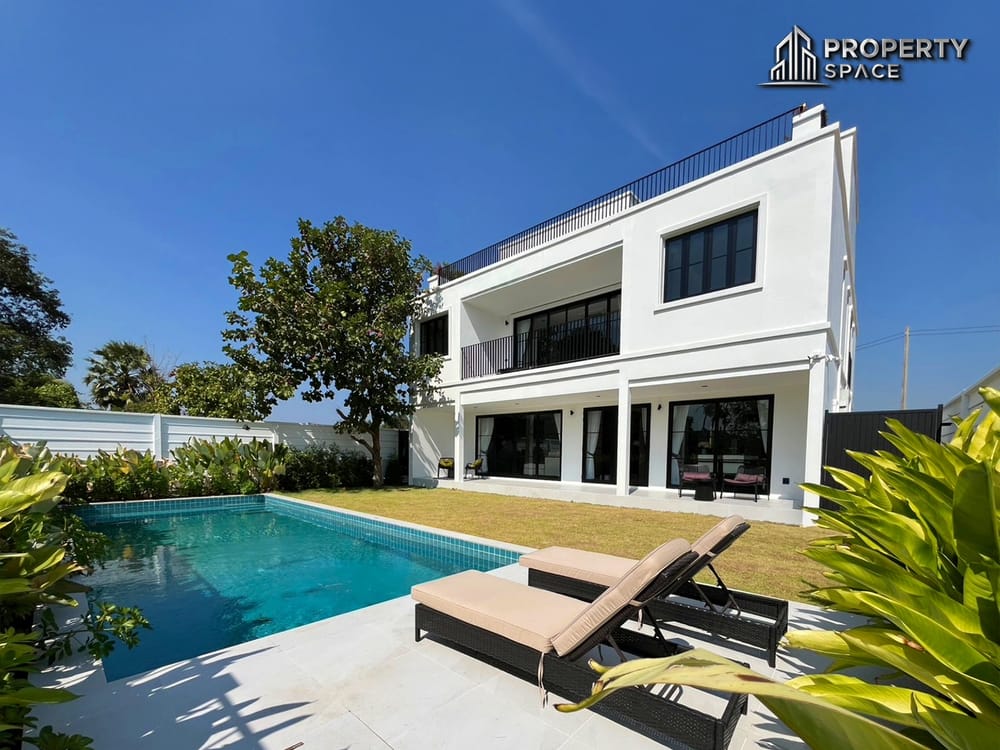 Luxury 5-Bedroom Pool Villa with Rooftop Terrace Near Mabprachan Lake For Sale & Rent Image 1
