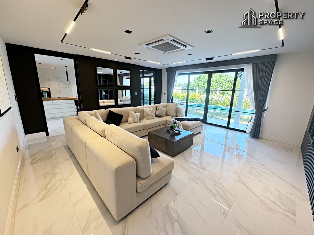 Luxury 5-Bedroom Pool Villa with Rooftop Terrace Near Mabprachan Lake For Sale & Rent Image 5