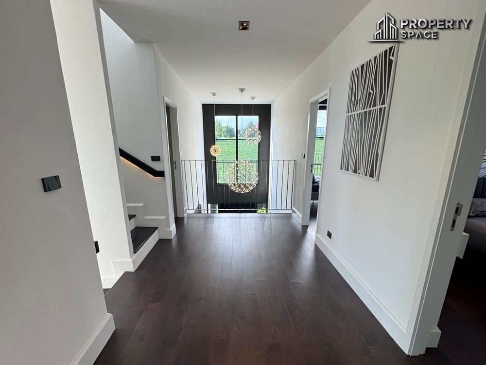 Luxury 5-Bedroom Pool Villa with Rooftop Terrace Near Mabprachan Lake For Sale & Rent Image 9
