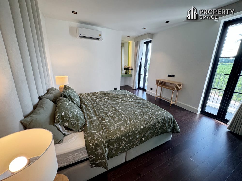 Luxury 5-Bedroom Pool Villa with Rooftop Terrace Near Mabprachan Lake For Sale & Rent Image 13
