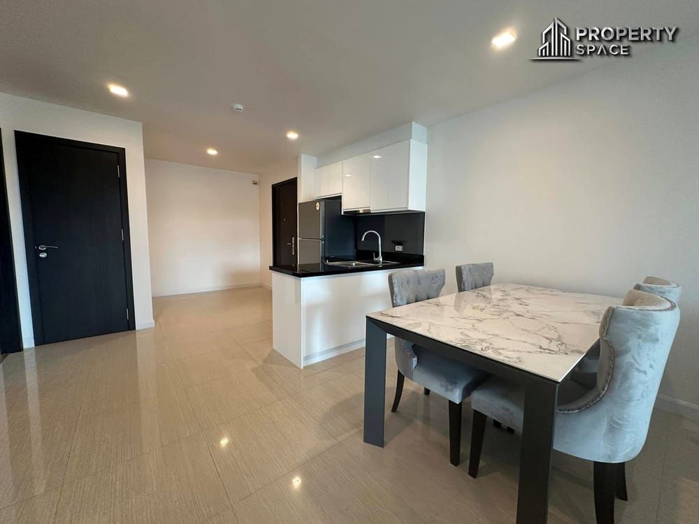 Elegance 2-Bedroom Partial Sea View Condo at Elegance @ Cosy Beach Pratumnak For Rent Image 6