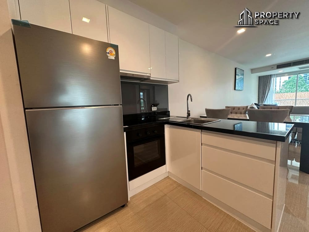 Elegance 2-Bedroom Partial Sea View Condo at Elegance @ Cosy Beach Pratumnak For Rent Image 6