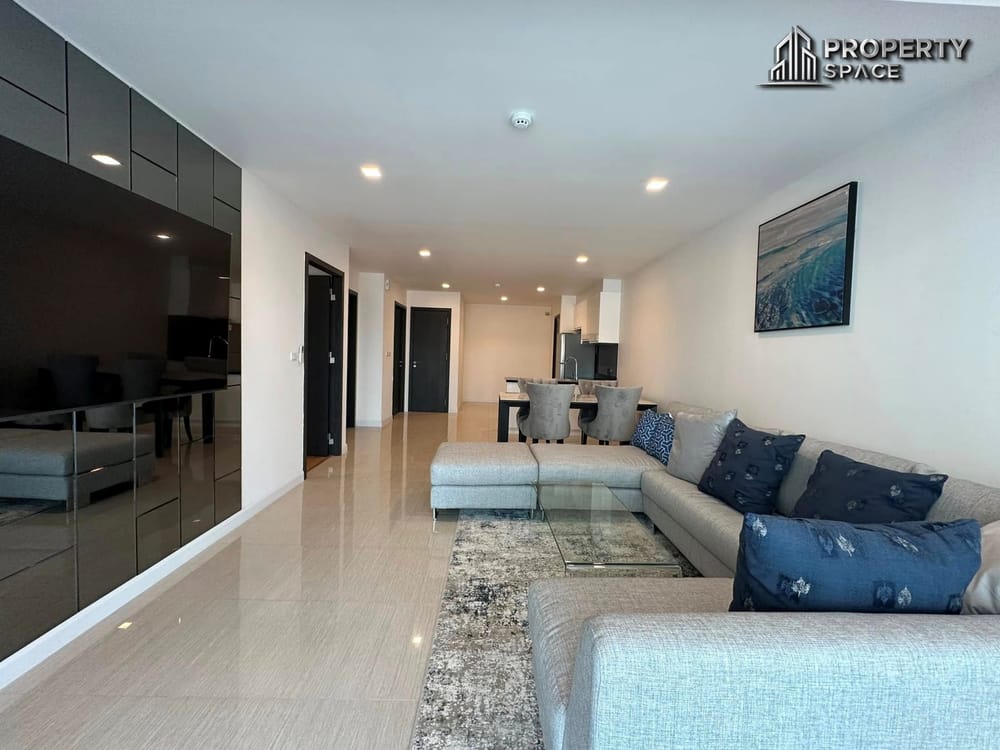 Elegance 2-Bedroom Partial Sea View Condo at Elegance @ Cosy Beach Pratumnak For Rent Image 3