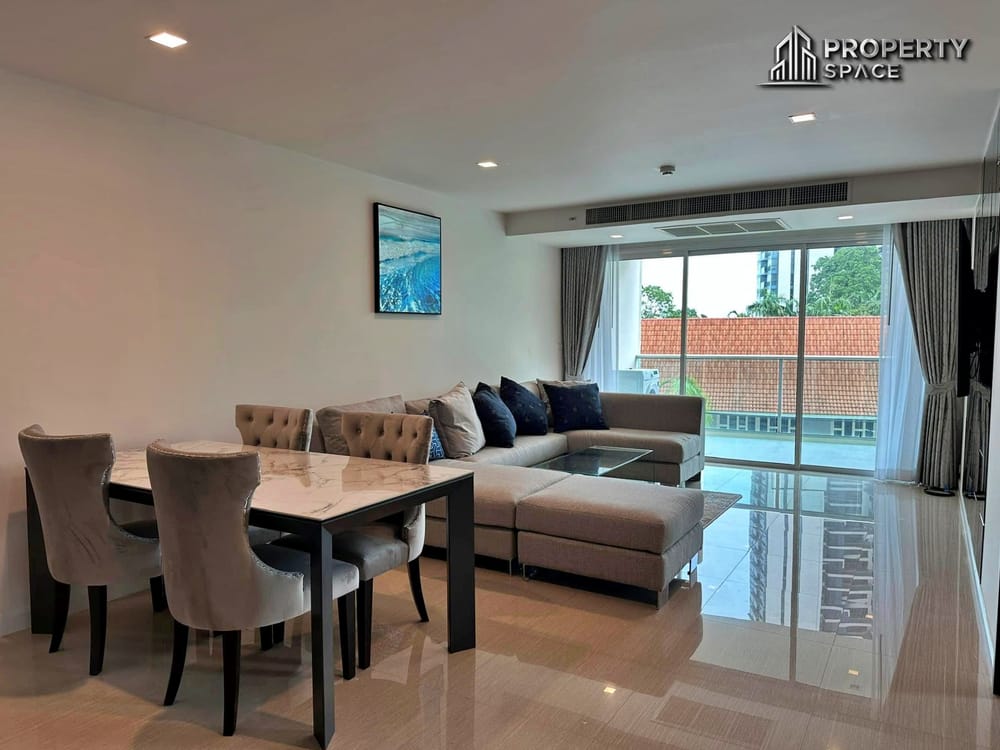 Elegance 2-Bedroom Partial Sea View Condo at Elegance @ Cosy Beach Pratumnak For Rent Image 5
