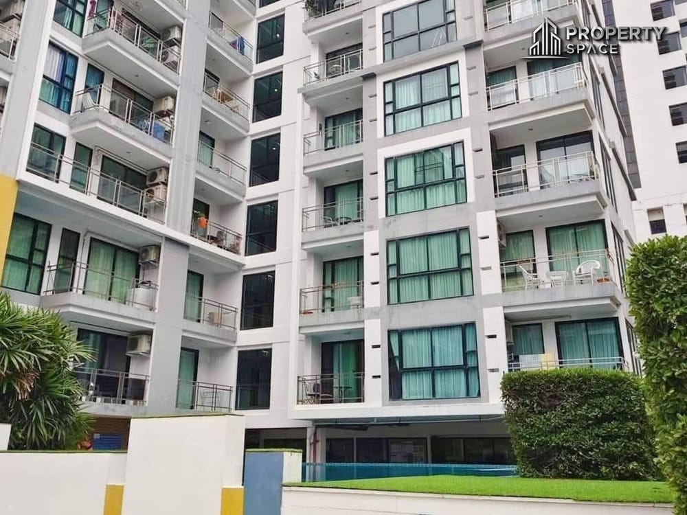 For Rent: 1-Bedroom Corner Unit with Pool View at Neo Condo, Jomtien Image 1