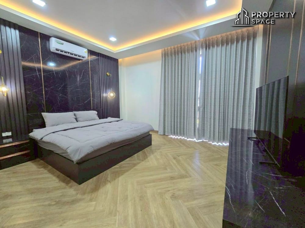 Modern 3 Bedroom Pool Villa With High Privacy Wall In East Pattaya For Rent Image 15