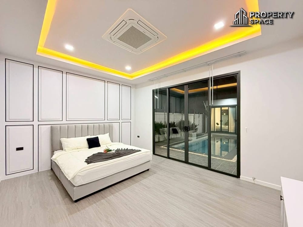 Modern 4-Bedroom Single-Storey House with Pool For Sale At Mabprachan, East Pattaya Image 7