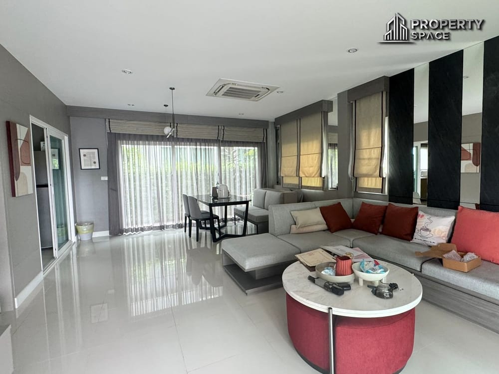 3 Bedroom Detached House In Pattaya Near Motorway For Sale Image 3