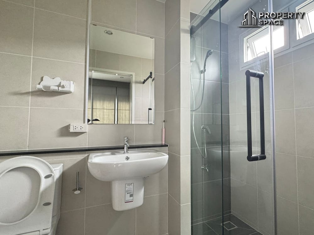 3 Bedroom Detached House In Pattaya Near Motorway For Sale Image 7