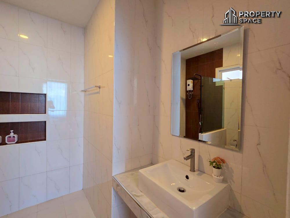 3 Bedroom Pool Villa In Huai Yai Pattaya Suitable For Buisness For Sale Image 11