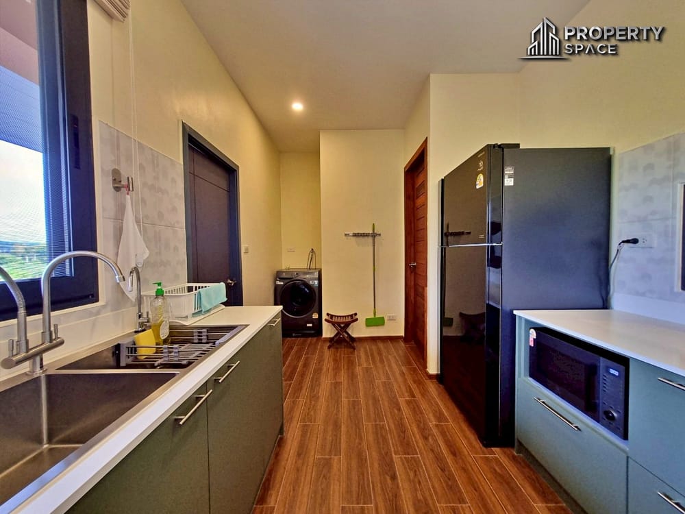 Spacious Resort-Style 5-Bedroom Pool Villa with Mountain View In Pattaya For Rent Image 16