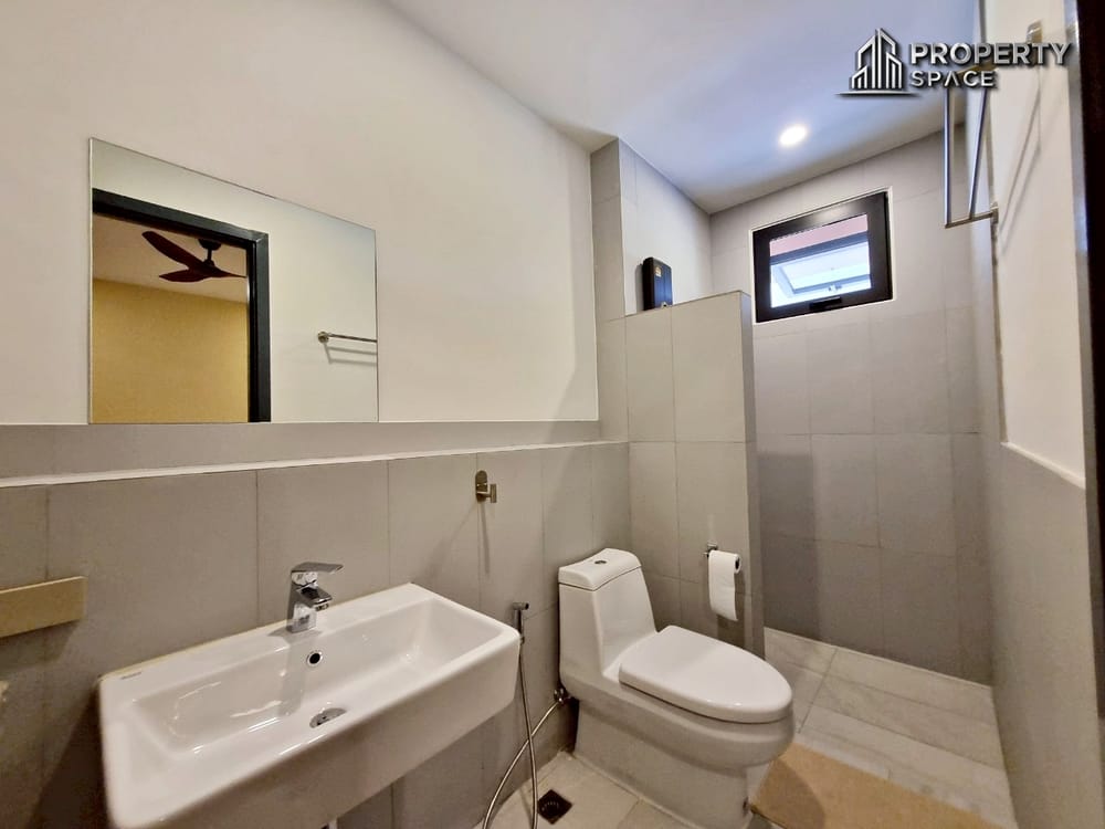 Spacious Resort-Style 5-Bedroom Pool Villa with Mountain View In Pattaya For Rent Image 25