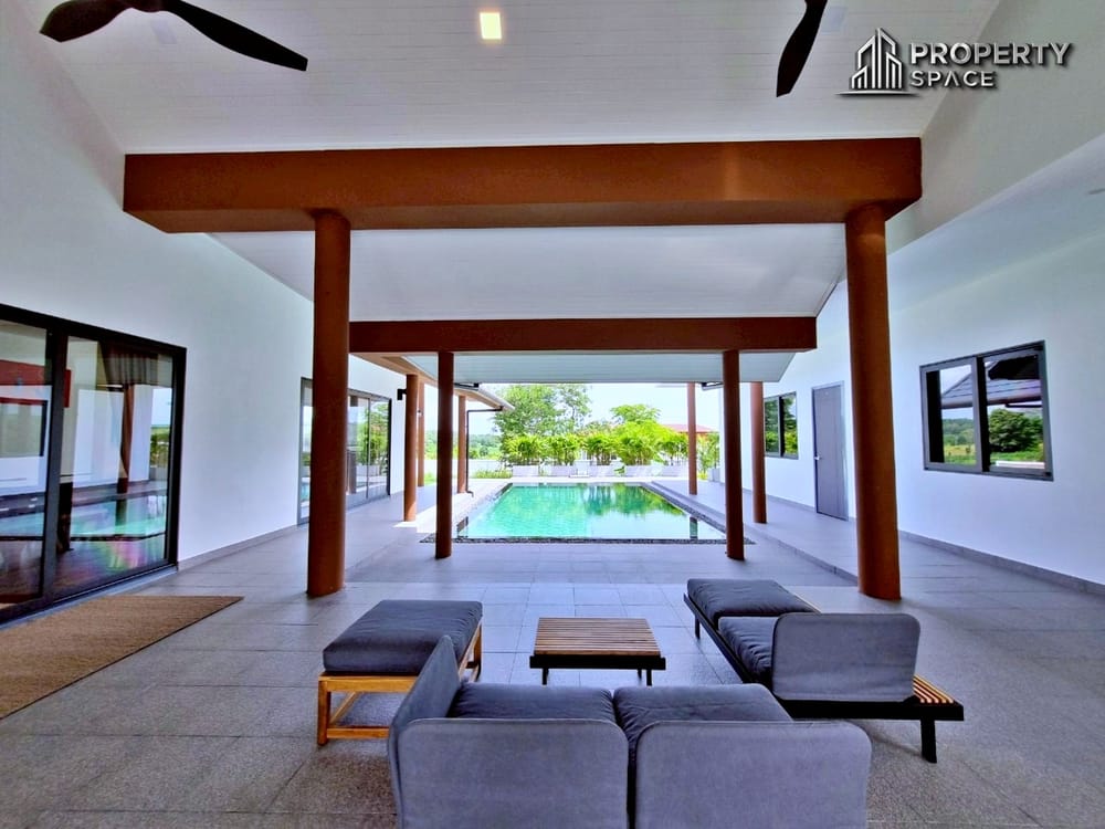Spacious Resort-Style 5-Bedroom Pool Villa with Mountain View In Pattaya For Rent Image 1