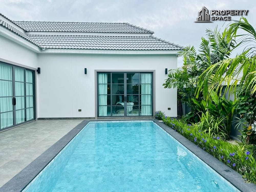 Tropical Style 3-Bedroom Private Pool Villa in Siam Country Club Pattaya For Sale Image 3