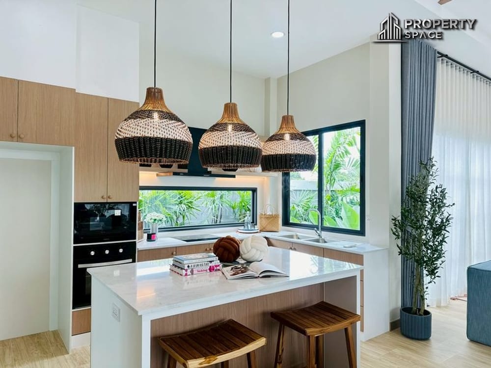 Tropical Style 3-Bedroom Private Pool Villa in Siam Country Club Pattaya For Sale Image 6