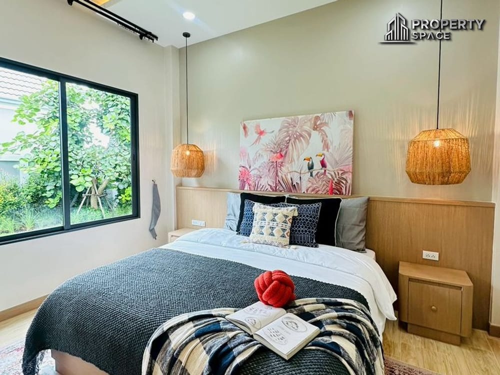 Tropical Style 3-Bedroom Private Pool Villa in Siam Country Club Pattaya For Sale Image 13
